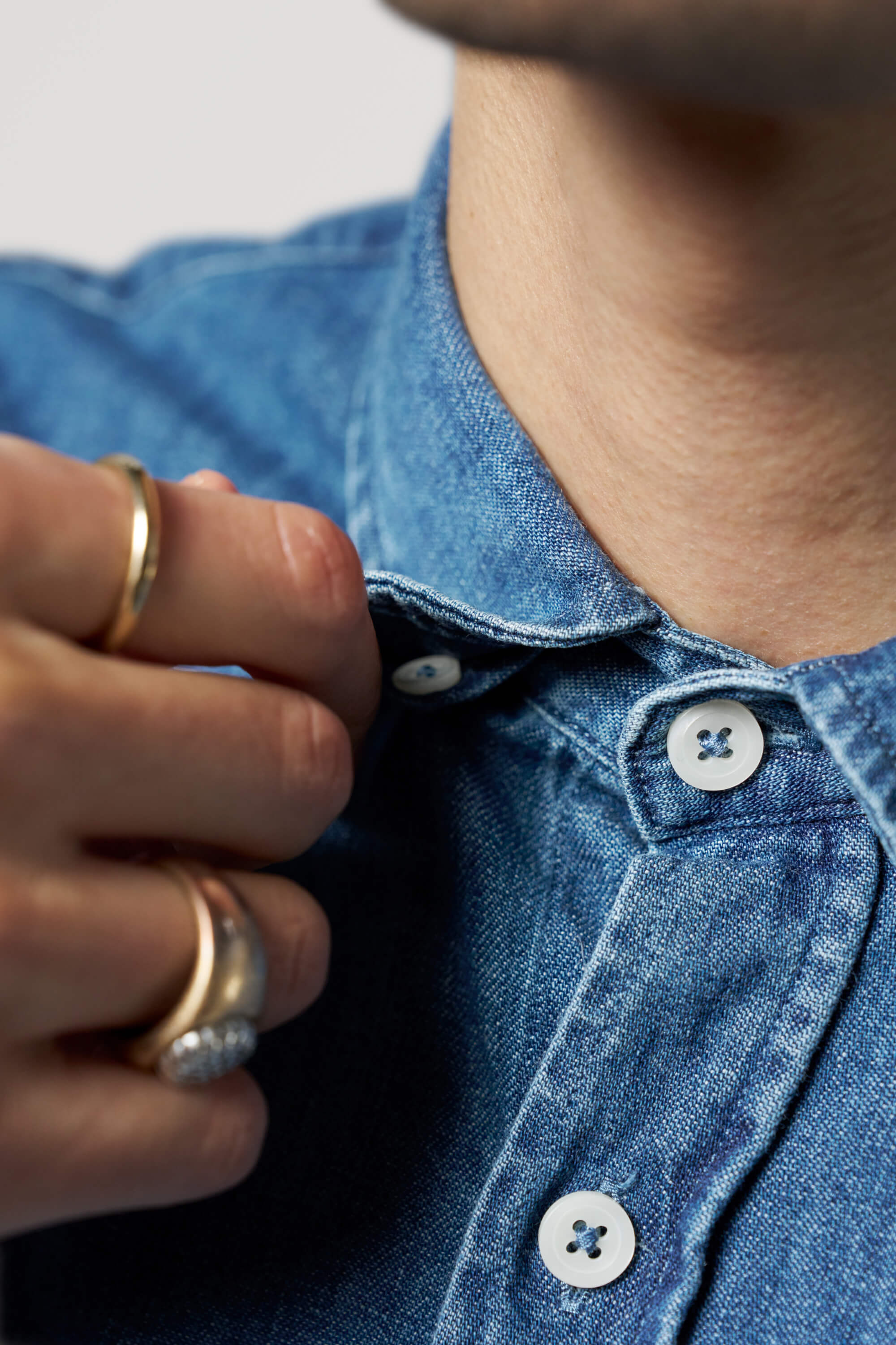 La chemise en jean - Image 15