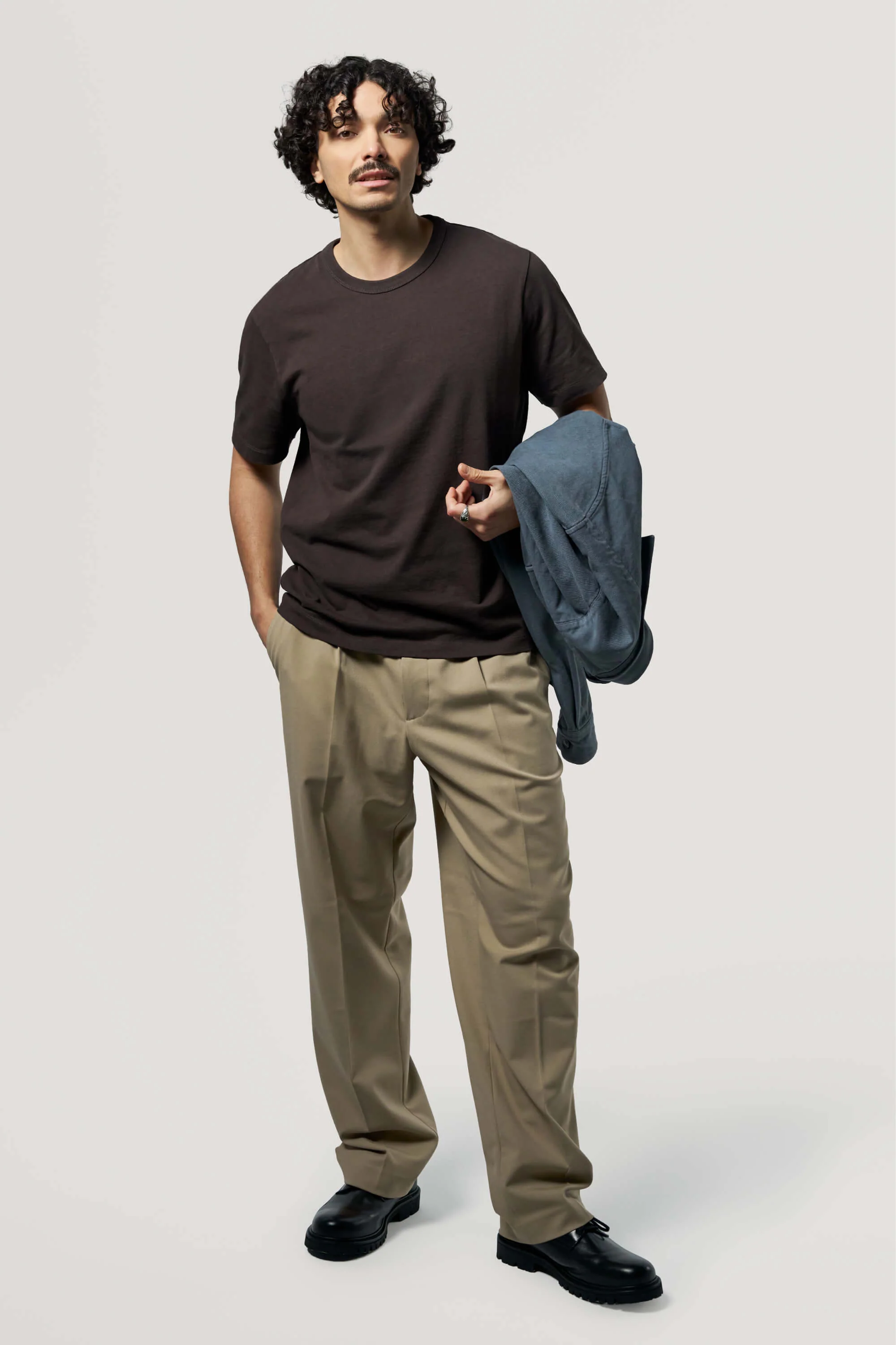 Le t-shirt heavyweight - Image 19
